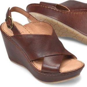 BORN 'Emmy' Sandals Women's 8